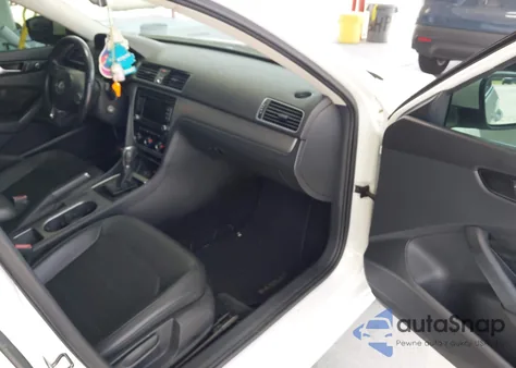 2014 Volkswagen Passat 1.8T Se из США, поврежденный, VIN 1VWBS7A3XEC060844